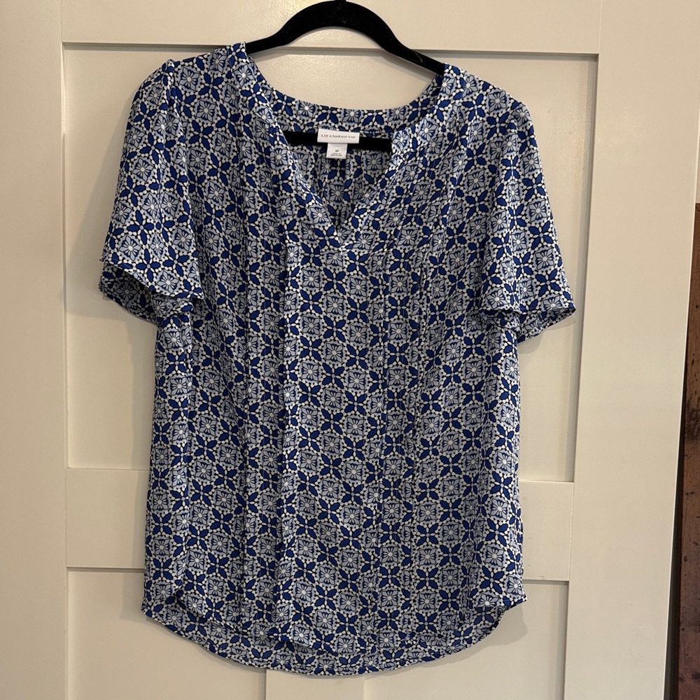 Liz Clairborne Blue Printed Short-Sleeve Women’s Top.  Summer.  Size Medium